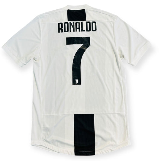 Juventus FC 2018/19 Home Player Version - Ronaldo 7 (Medium) - KITLAUNCH