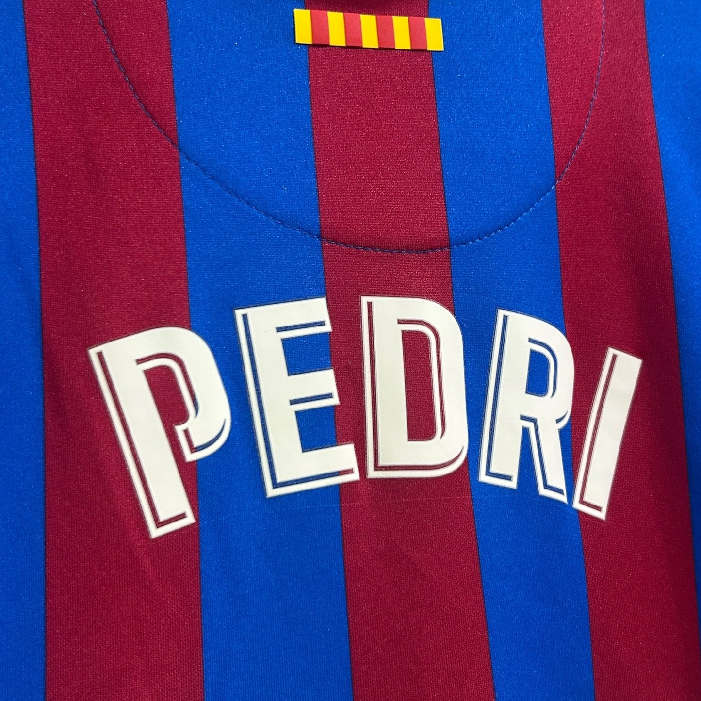 FC Barcelona 2021/22 Home + Shorts - Pedri 16 (Small)