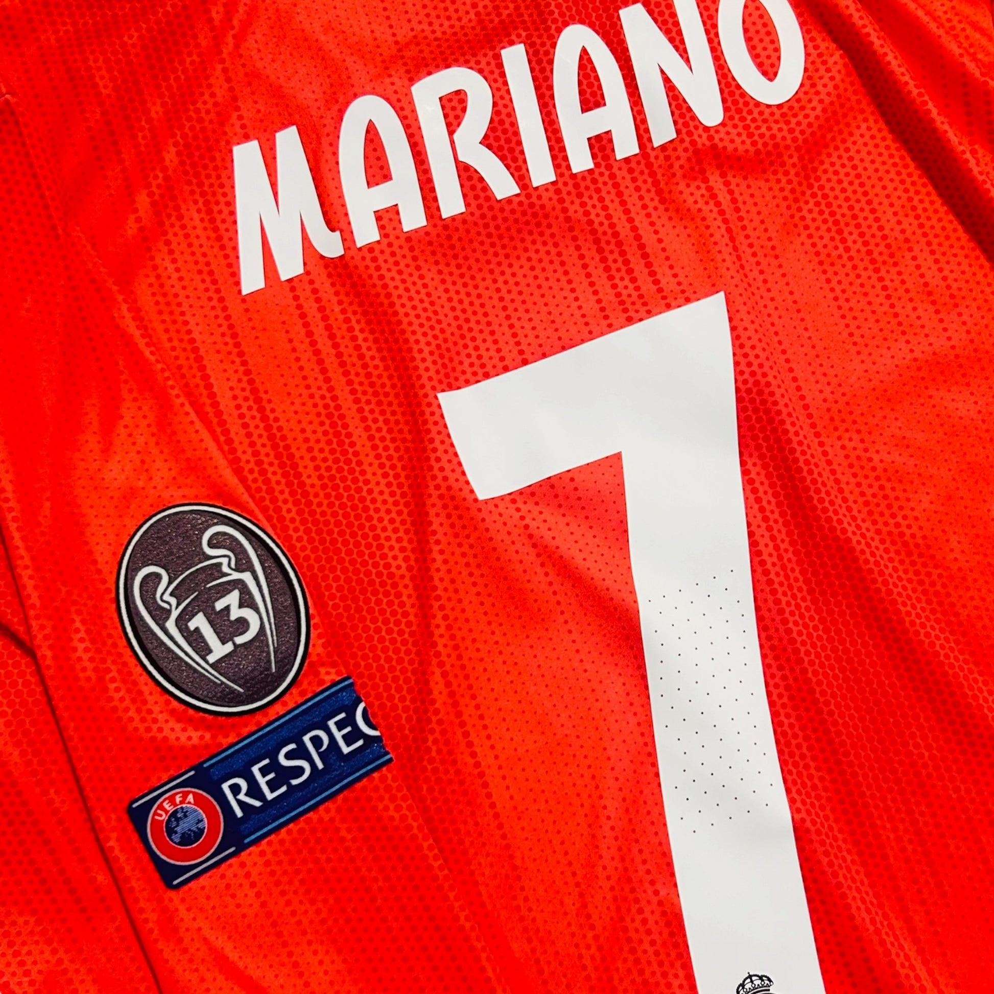 Real Madrid 2018/19 3rd *Player Issue* - Mariano 7 (Size 6 Medium) - KITLAUNCH