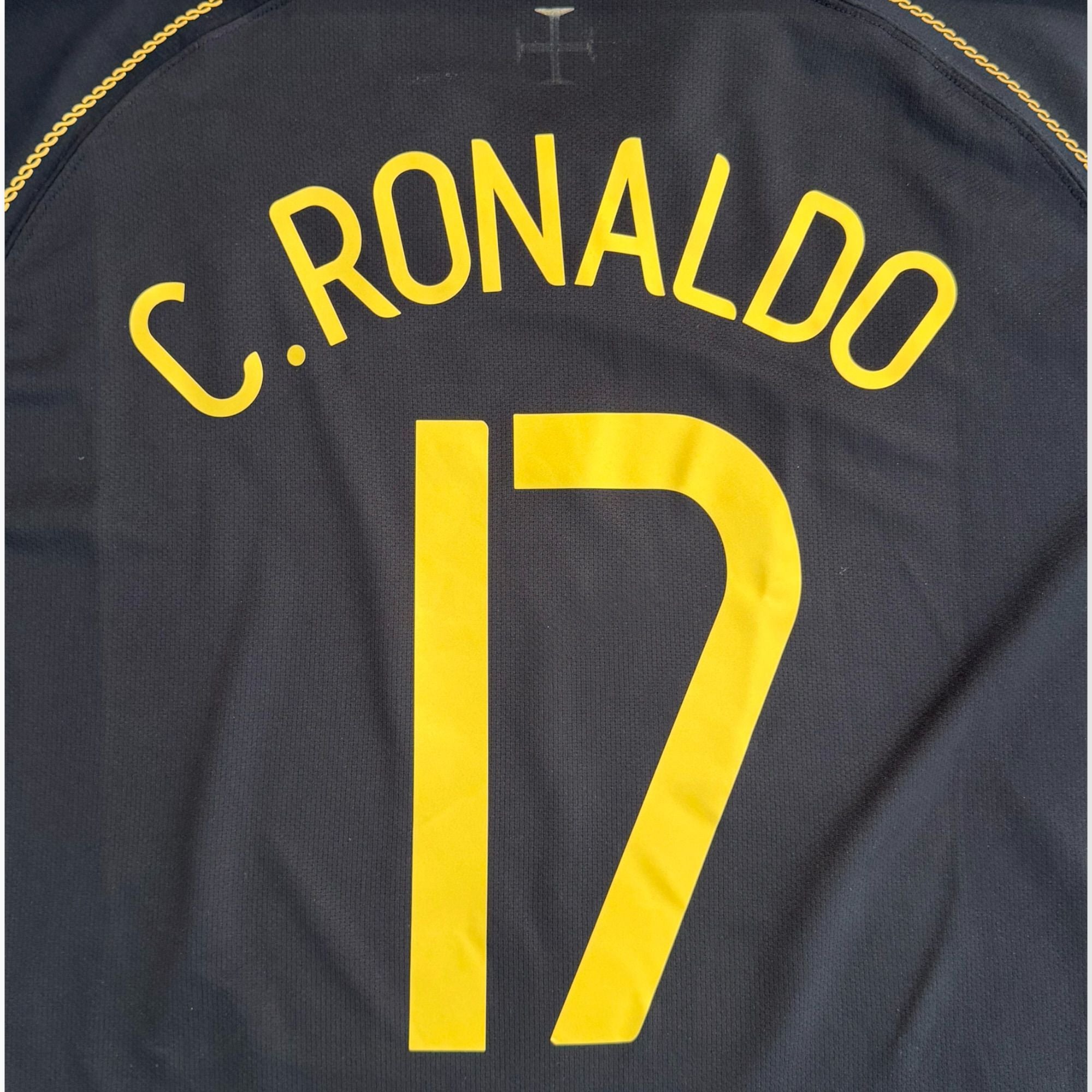 Portugal 2006 Away - C. Ronaldo 17 (2XL)