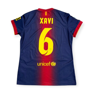 FC Barcelona 2011/12 Home - Xavi 6 (Small)