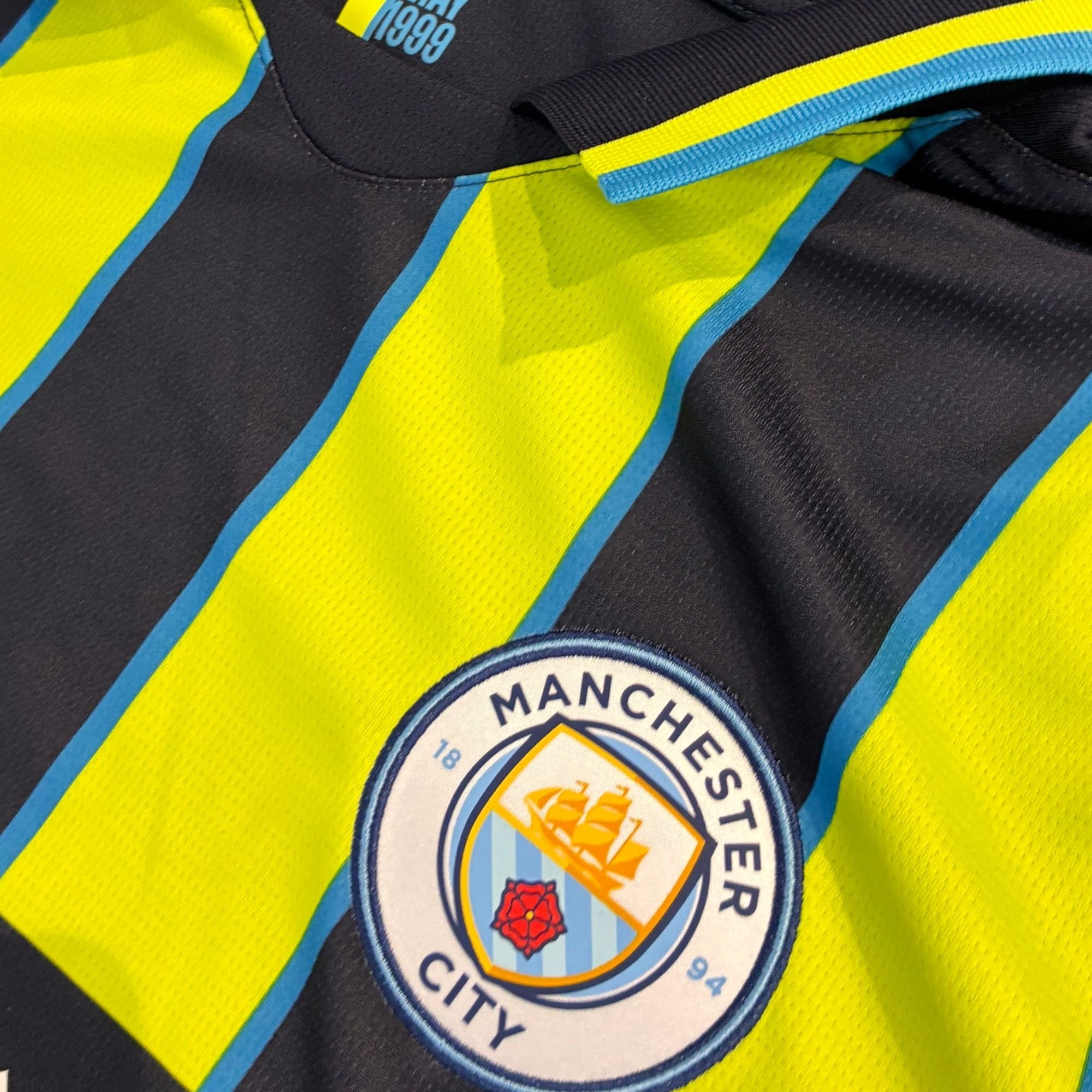 Manchester City 2024/25 Away Long Sleeve *New* - Rodri 16 (XL)