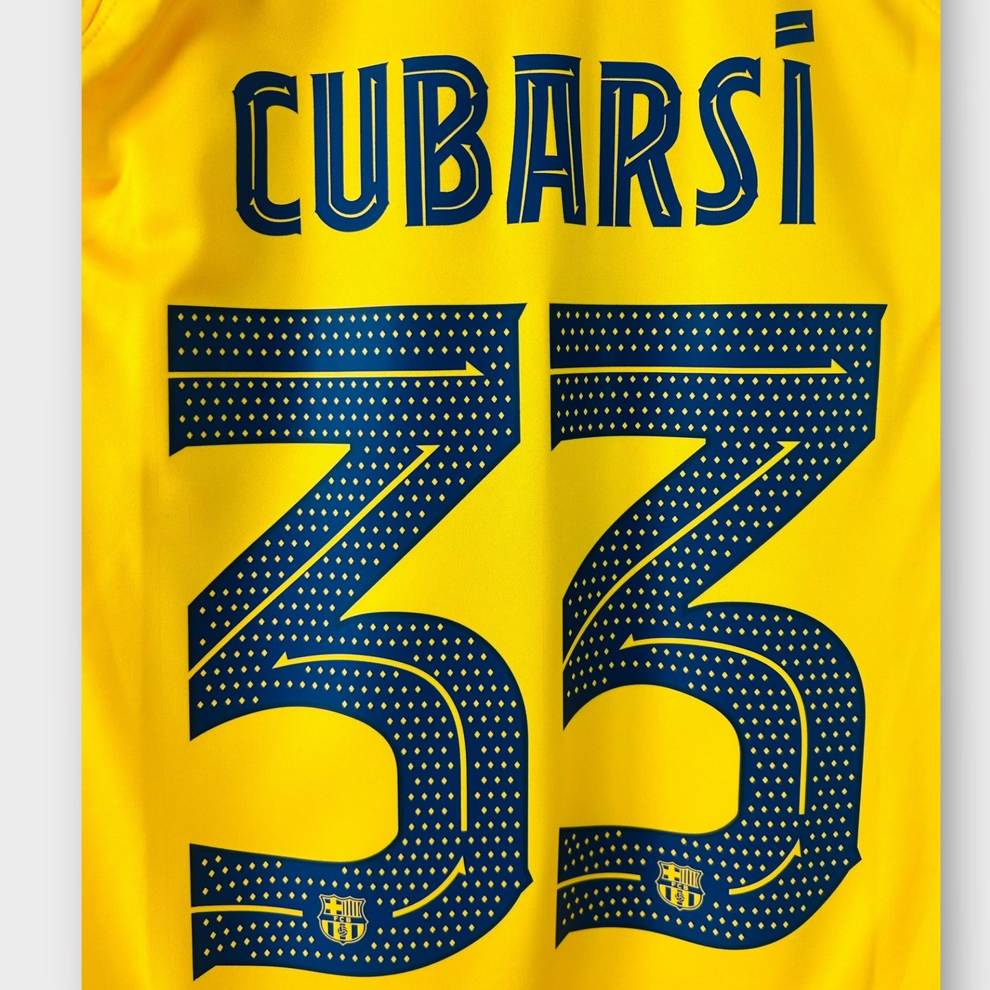 FC Barcelona 2022/25 4th - Cubarsí 33 (Medium)