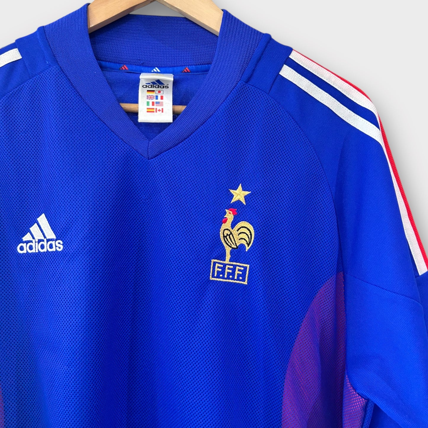 France 2002 Adidas Home Shirt (Large)