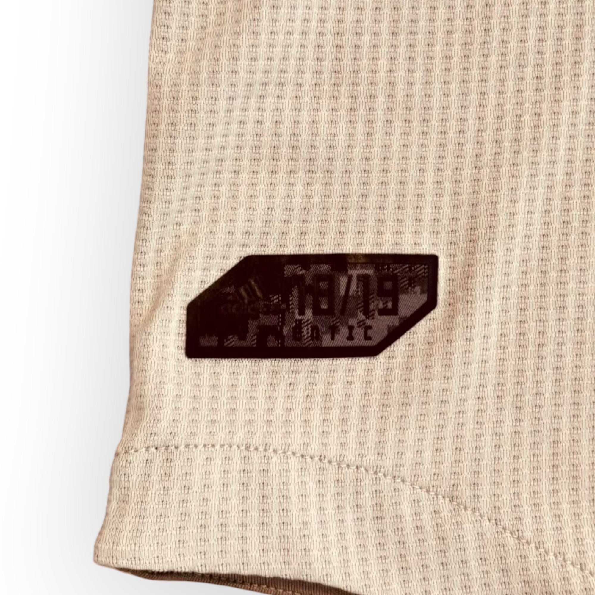Juventus FC 2018/19 Away Authentic Version - Ronaldo 7 (Medium)