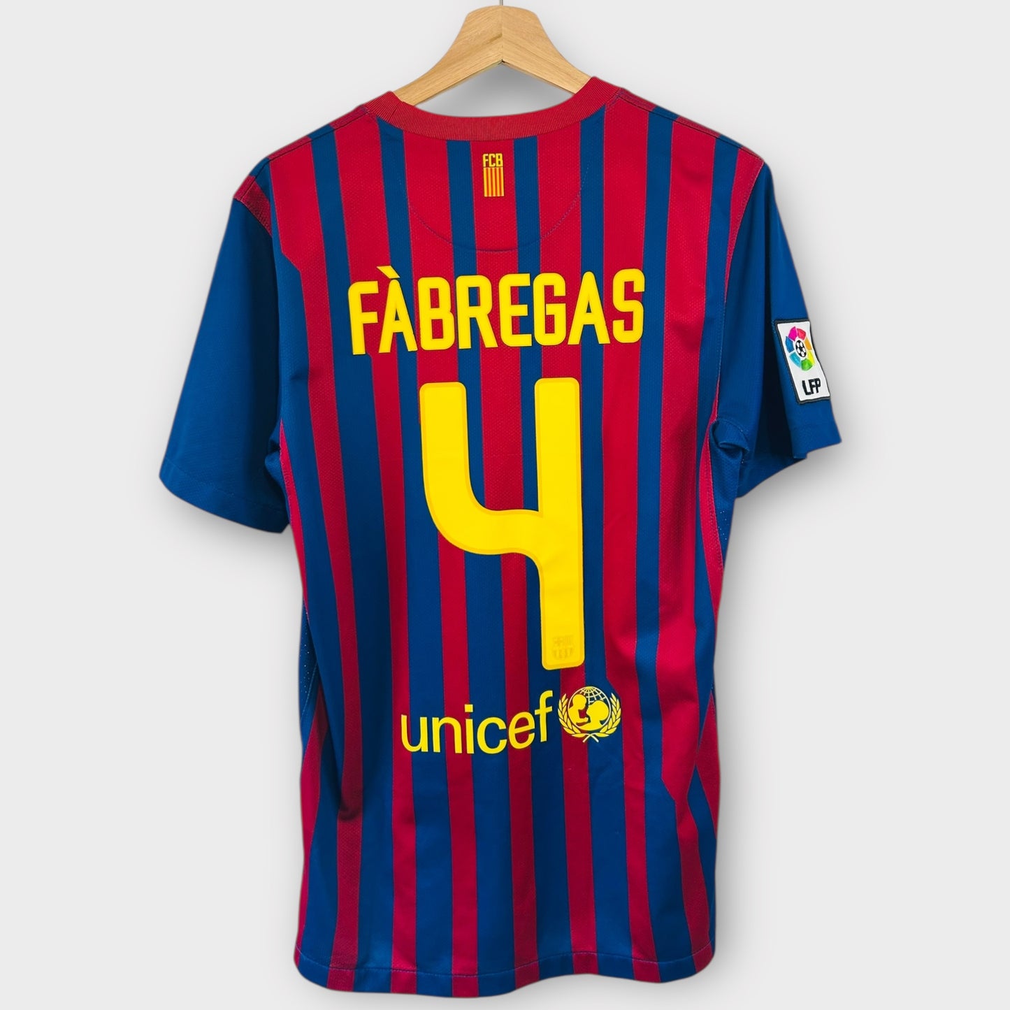 FC Barcelona 2011/12 Home - Fàbregas 4 (Small)