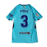FC Barcelona 2017/18 Away - Piqué 3 (Small)