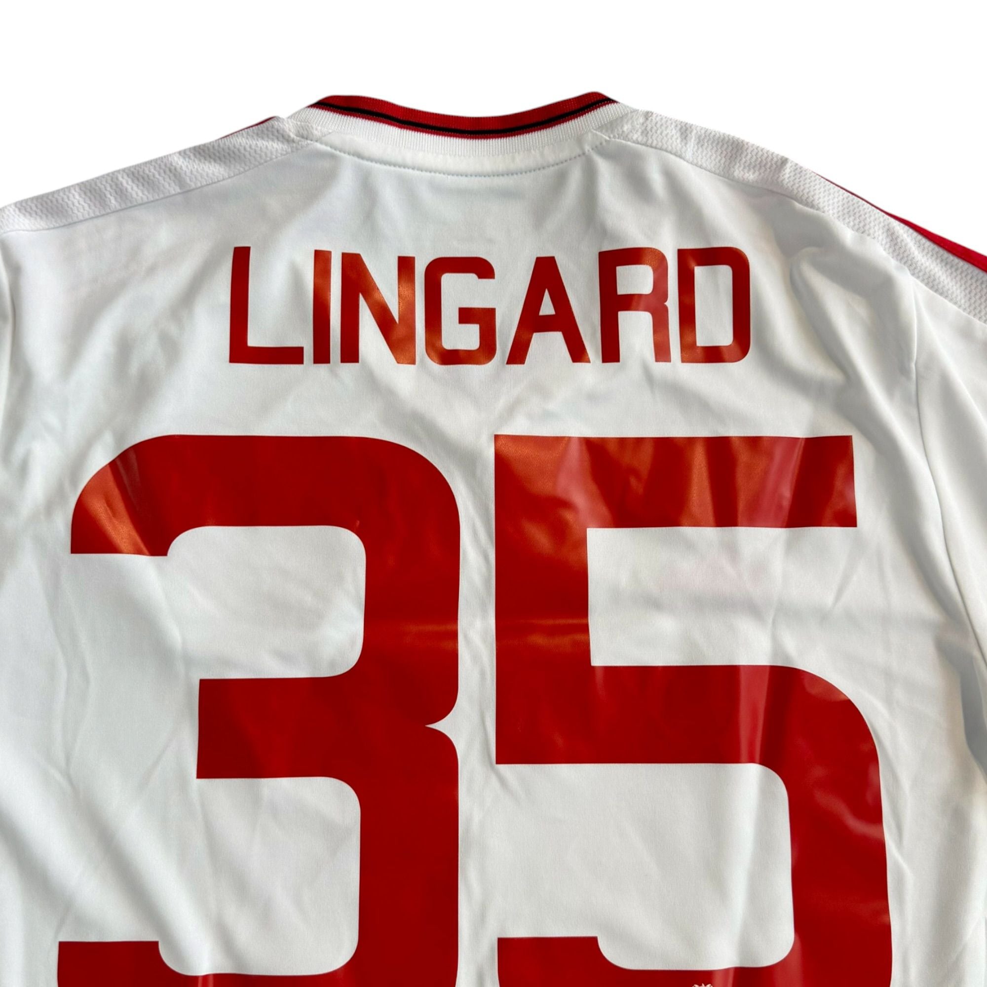 Manchester United 2015/16 Away - Lingard 35 (Small)