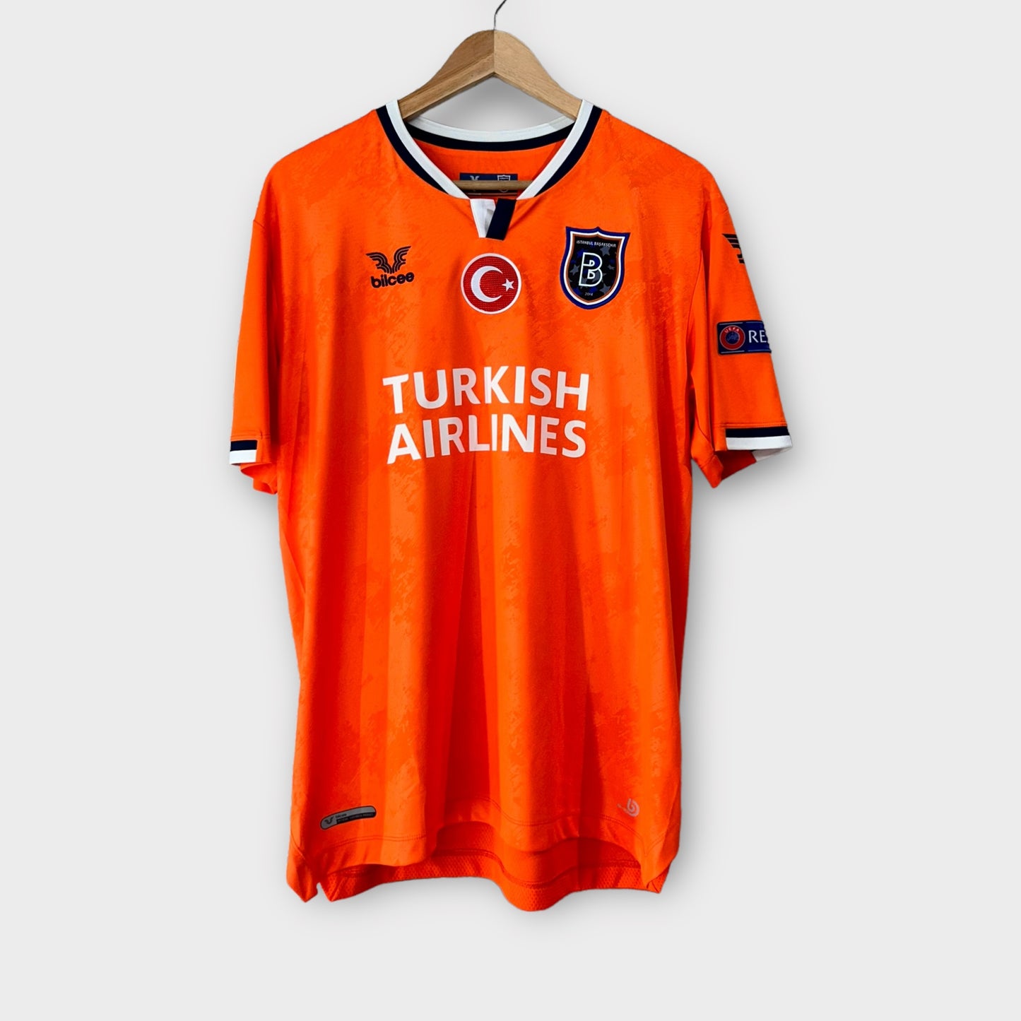 Istanbul Basaksehir 2020/21 Home Shirt - Rafael 4 (L)