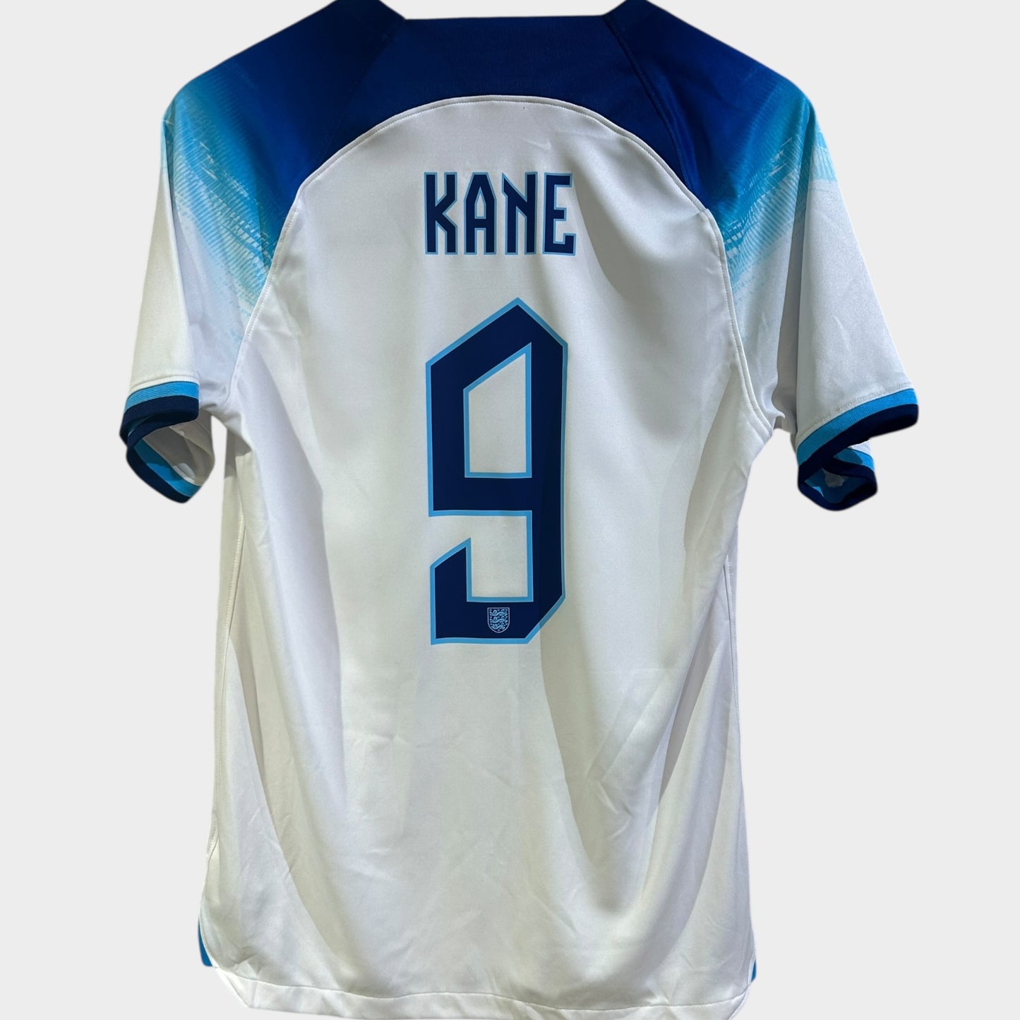 England 2022 Home - Kane 9 (Small)