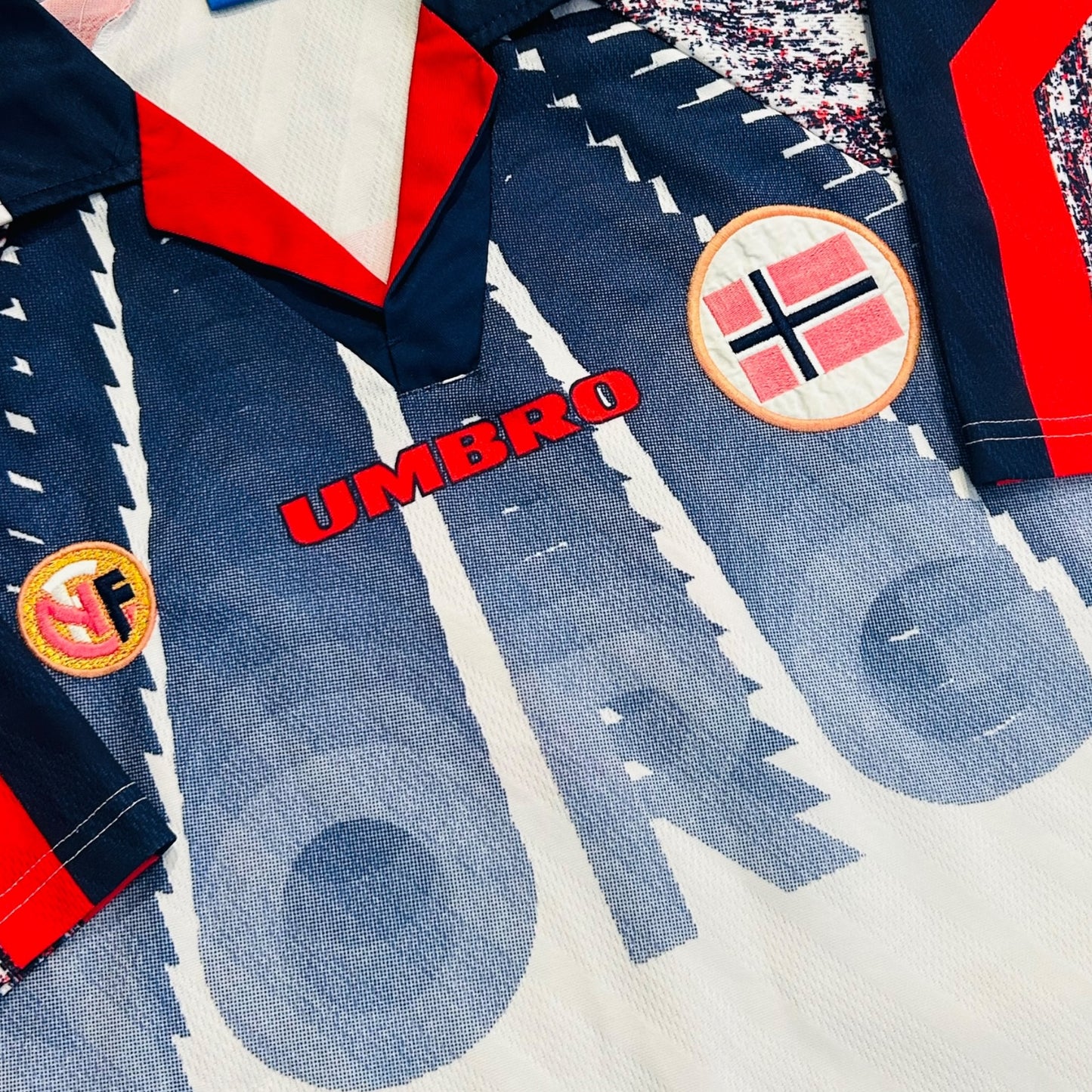 Norway 1997 Away Shirt #5 (Medium)
