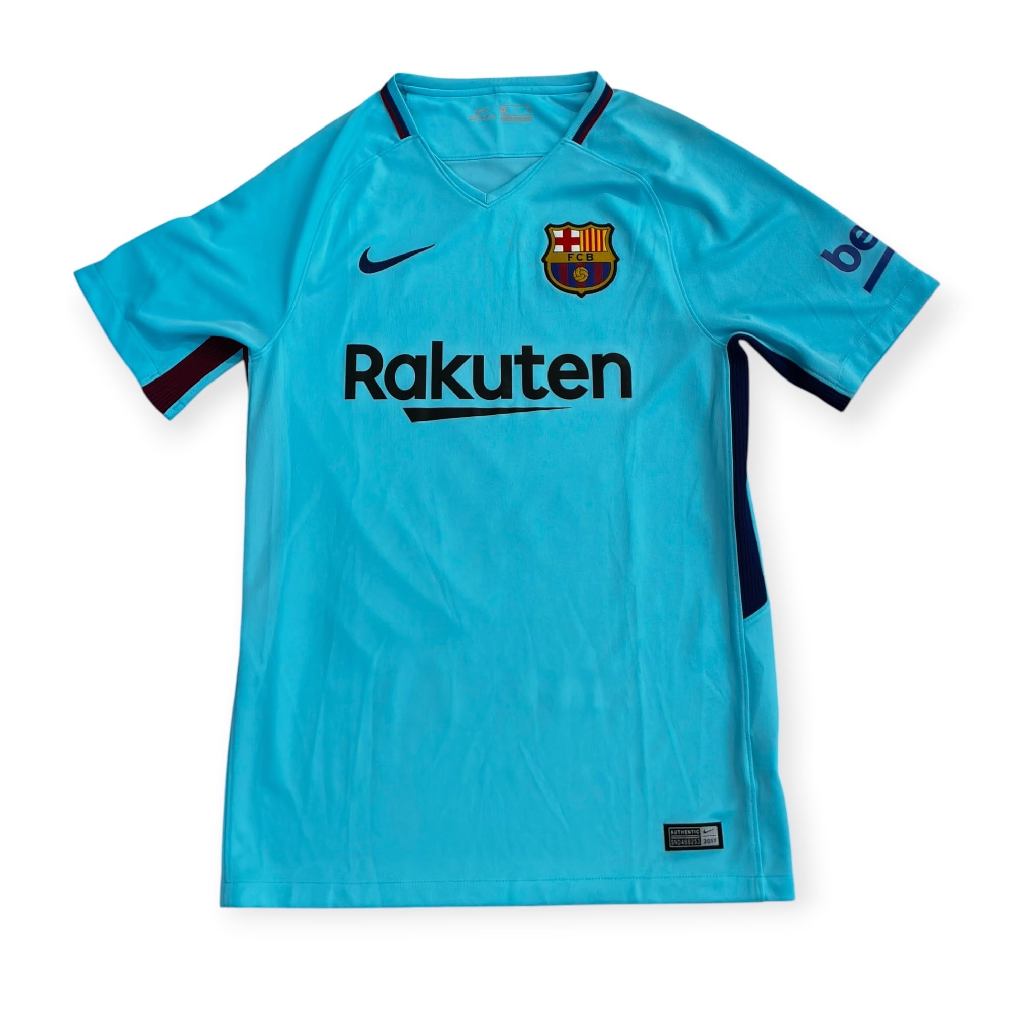 FC Barcelona 2017/18 Away - Piqué 3 (Small)