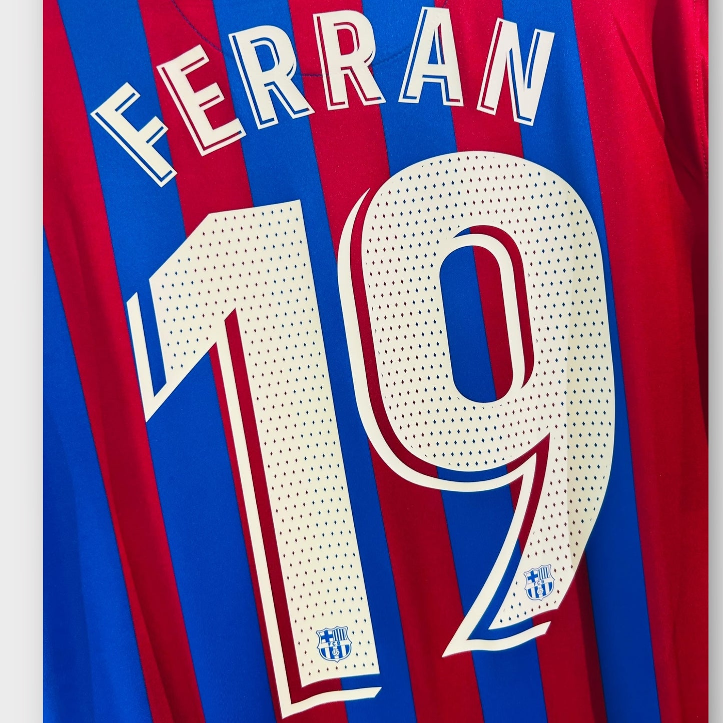 FC Barcelona 2021/22 Home - Ferran 19 (Medium)