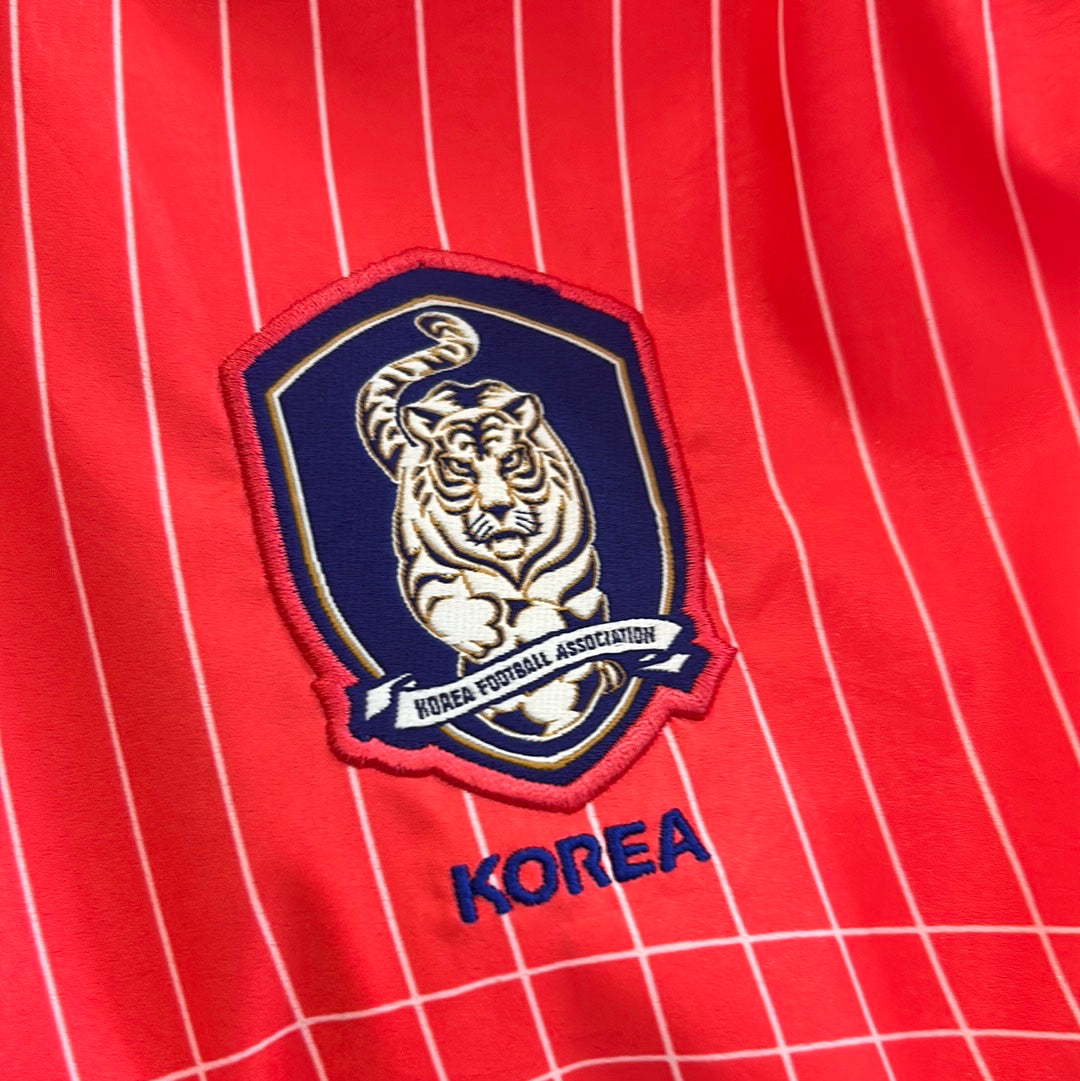 South Korea 2002 Home Shirt (Medium)