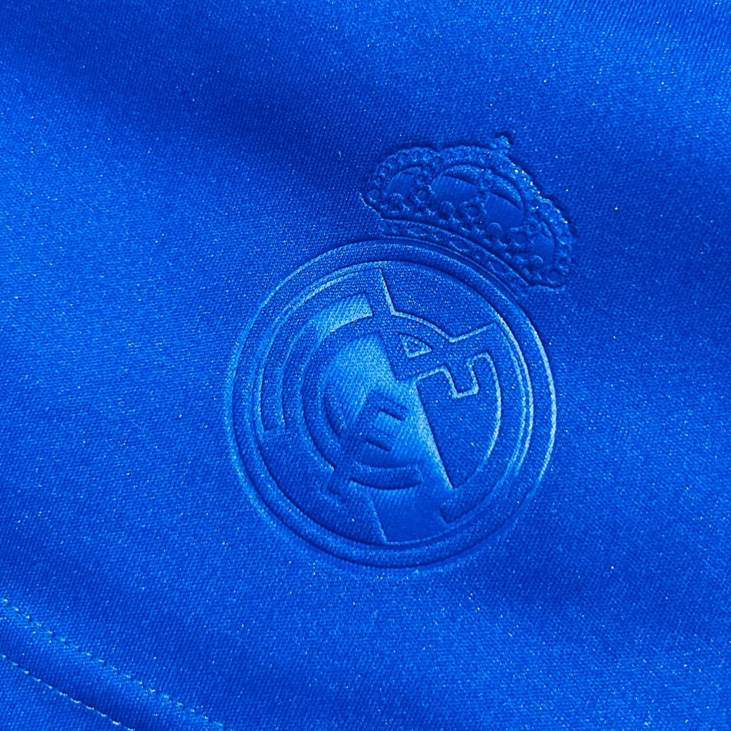 Real Madrid 2008/09 Away - Higuain 20 (Medium) - KITLAUNCH