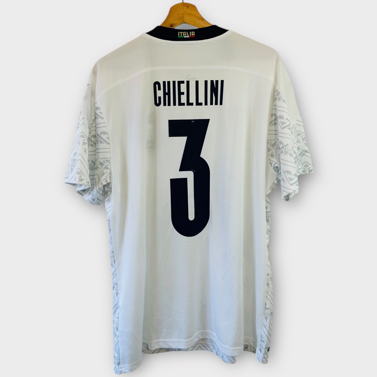 Italy 2021 Away - Chiellini 3 *BNWT* (XL)
