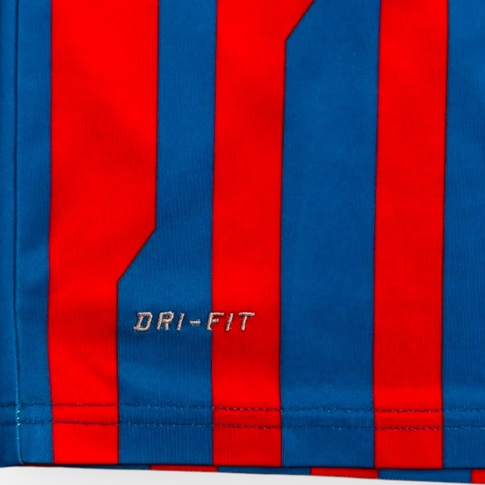 FC Barcelona 2011/12 Home - Thiago 11 (Small)