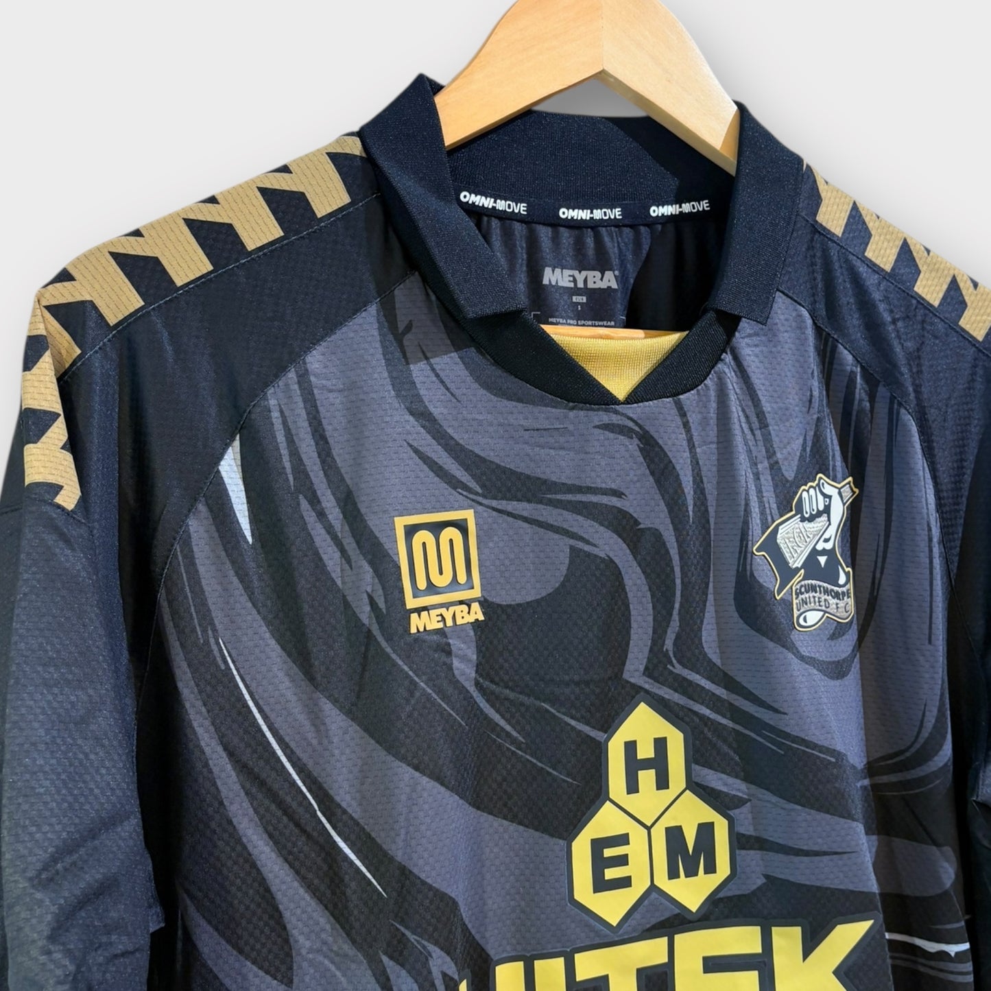 Scunthorpe United 2025/26 3rd Shirt (Limited Sizes)