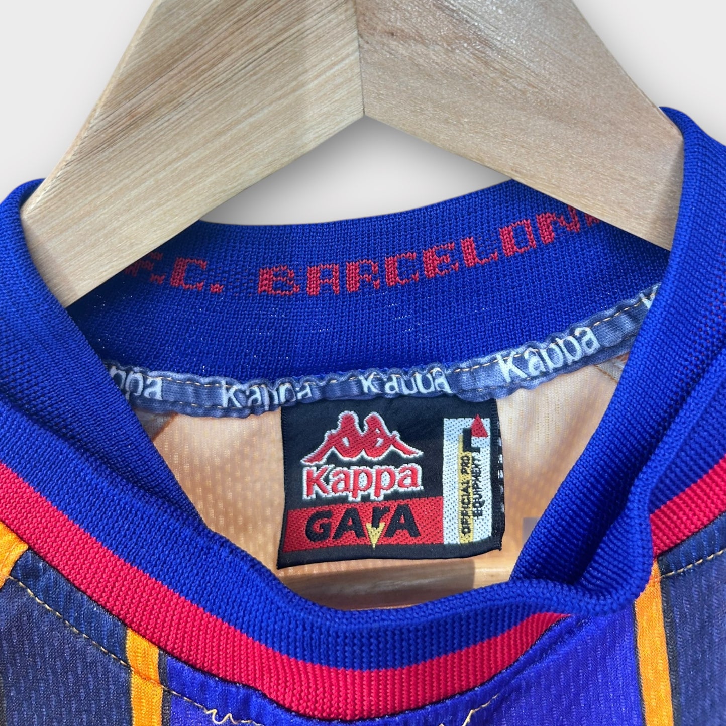 FC Barcelona 1997/98 Away Shirt (Large)