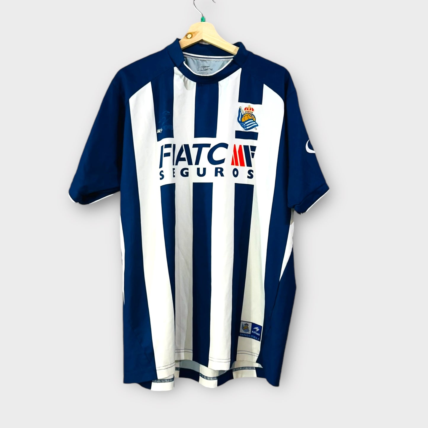 Real Sociedad 2005/06 Home Shirt (XL)