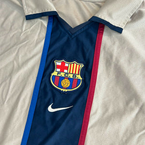 FC Barcelona 2001/02 Away (Large) - KITLAUNCH