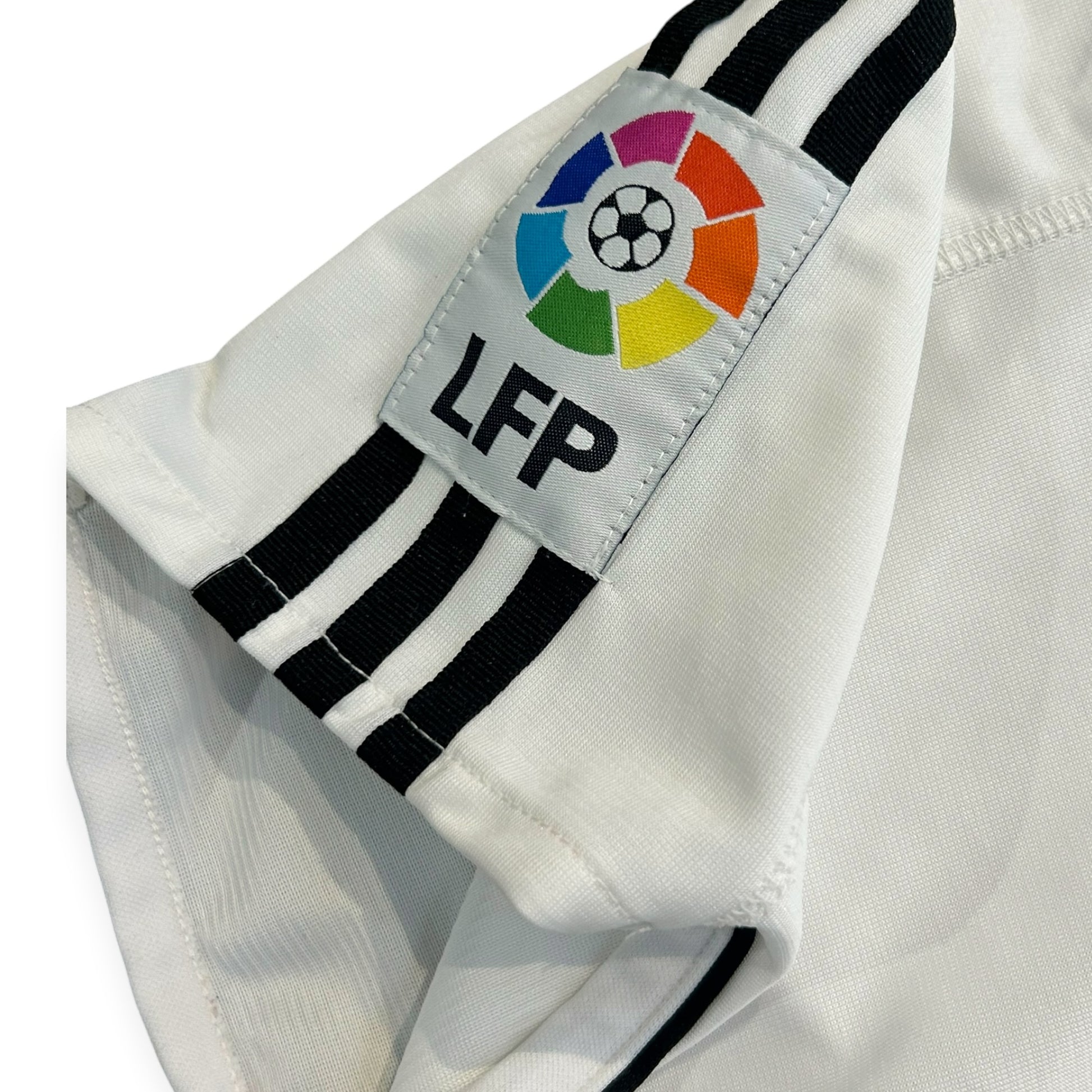 Real Madrid CF 2003/04 Home - Beckham 23 (Small) - KITLAUNCH