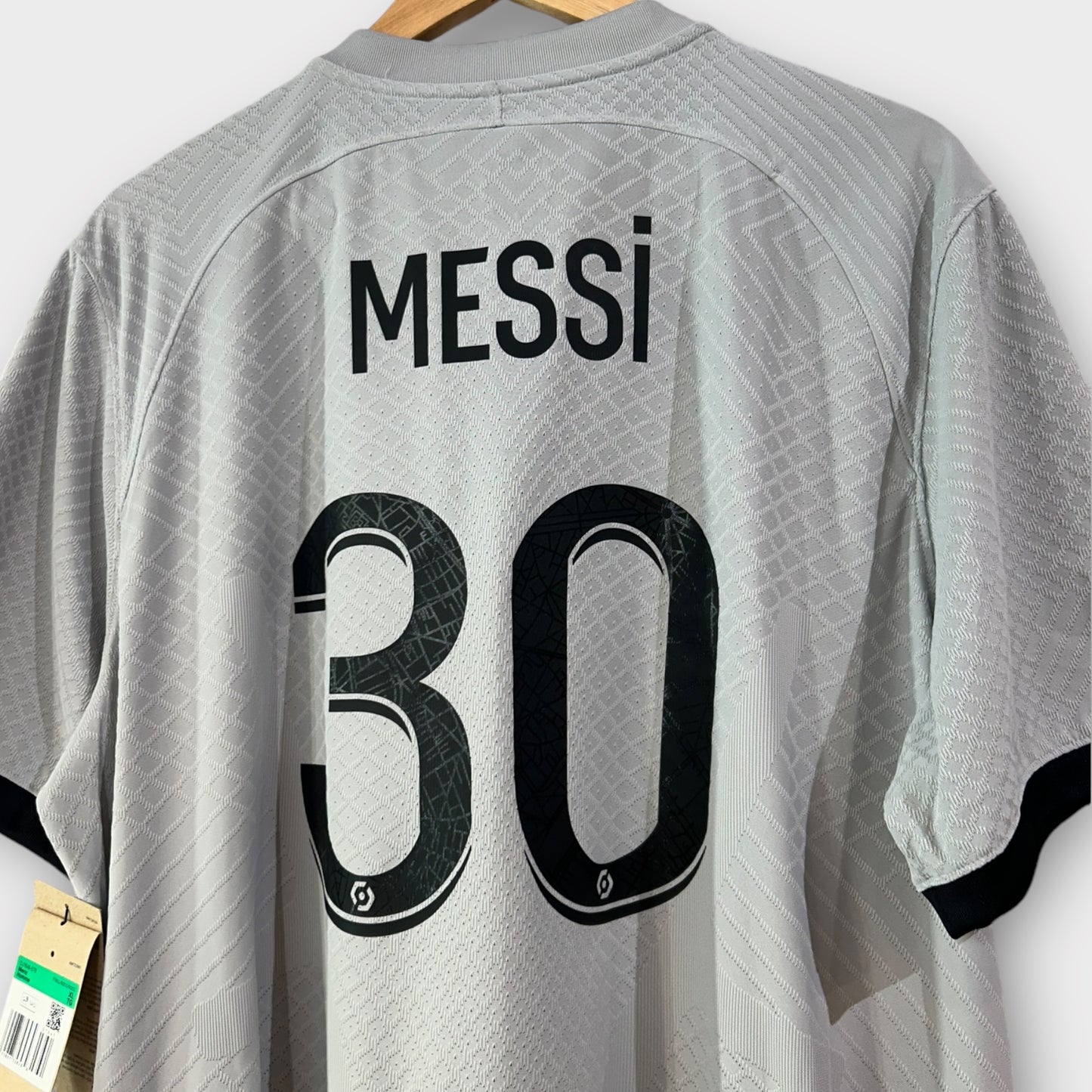 PSG 2022/23 4th Shirt - Messi 30 *Player Version*