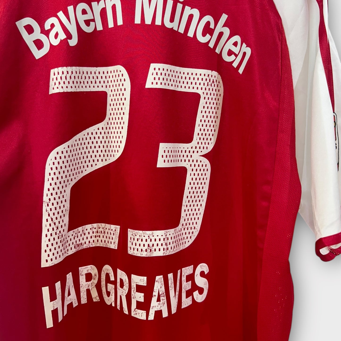 Bayern Munich 2003/04 Home - Hargreaves 23 (XL)