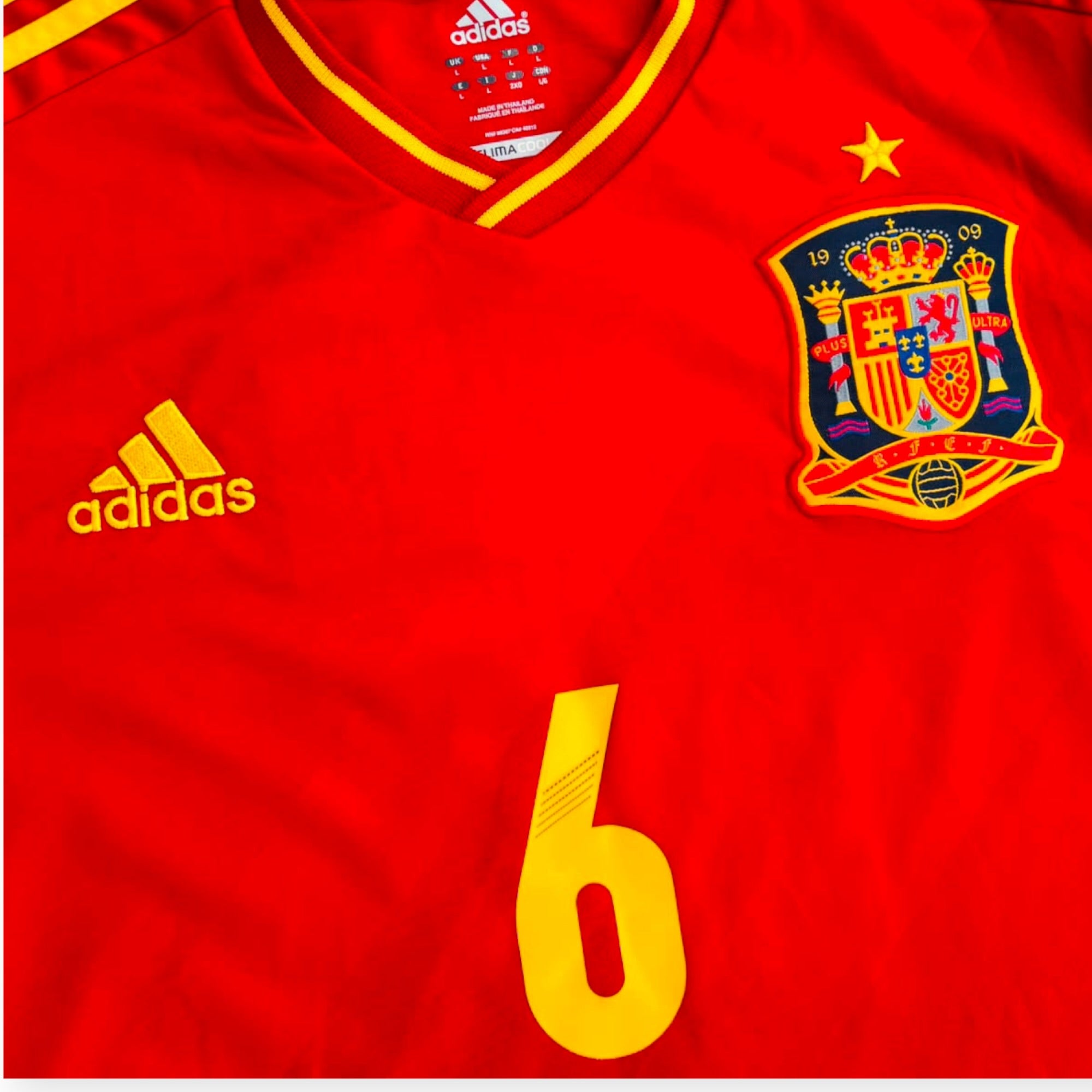 Spain 2012 Home - Iniesta 6 (Large)