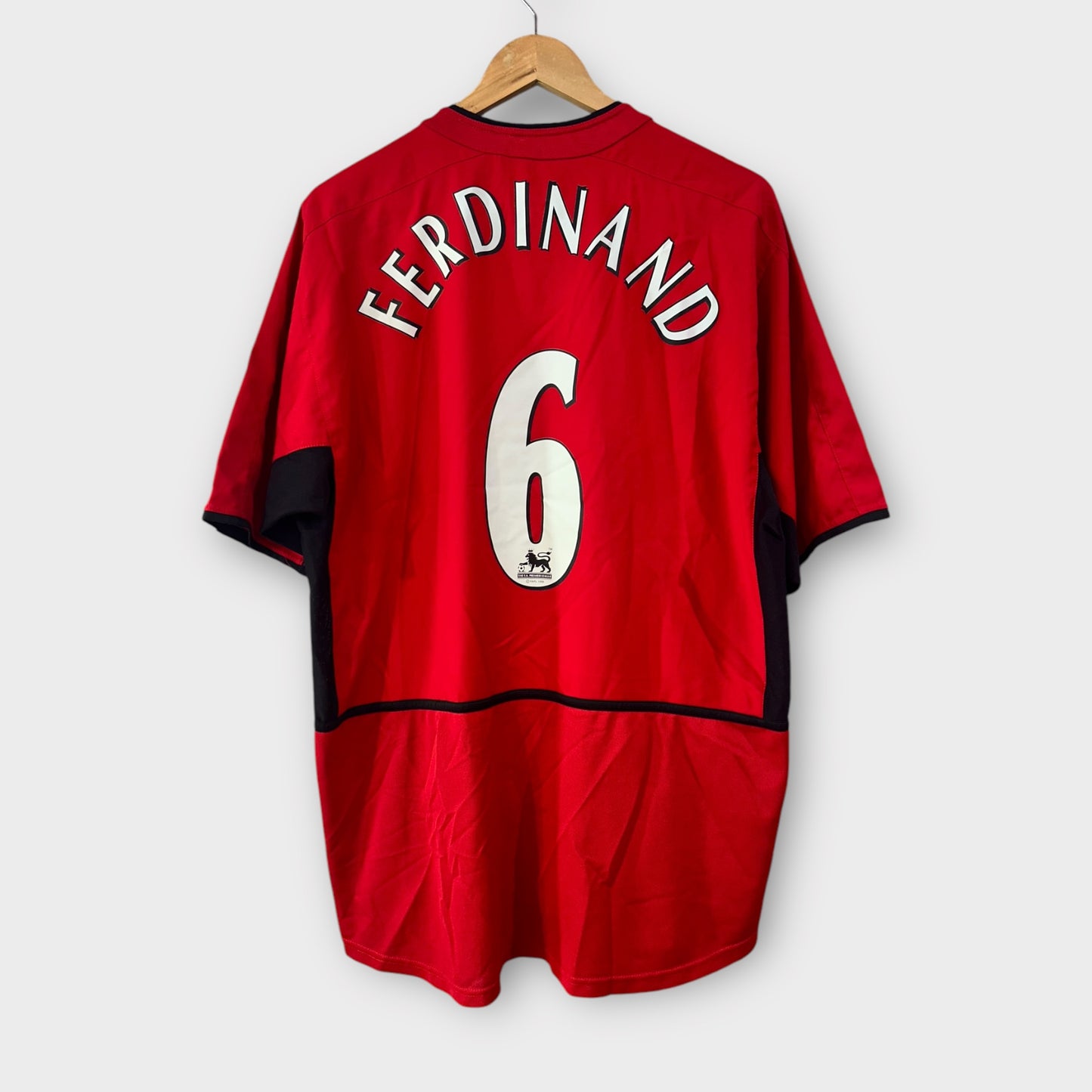 Manchester United 2002/04 Home - Ferdinand 6 (Large)