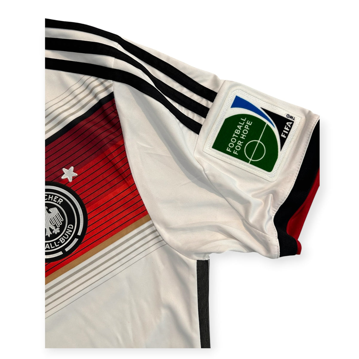 Germany 2014 Home - Schweinsteiger 7 (Small)