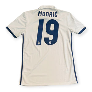 Real Madrid 2016/17 Home - Modrić 10 (Small) - KITLAUNCH