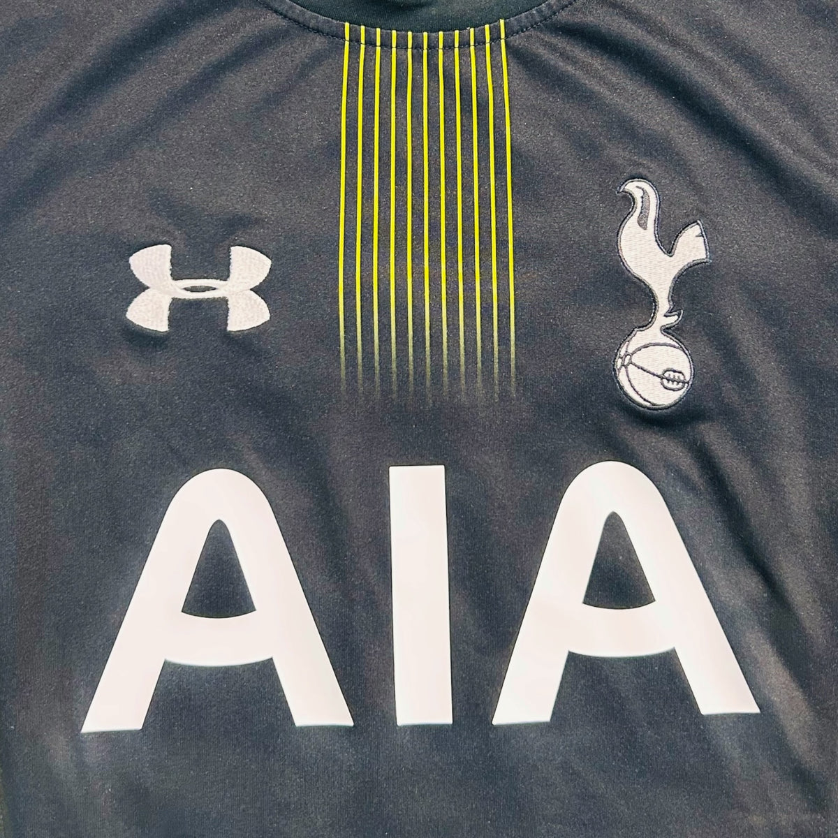 Tottenham Hotspur 2014/15 Away - Kane 18 (Small)