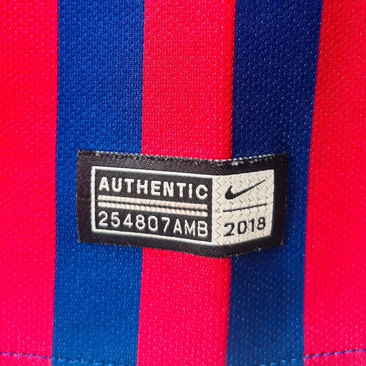FC Barcelona 2018/19 Home - Messi 10 (Medium)