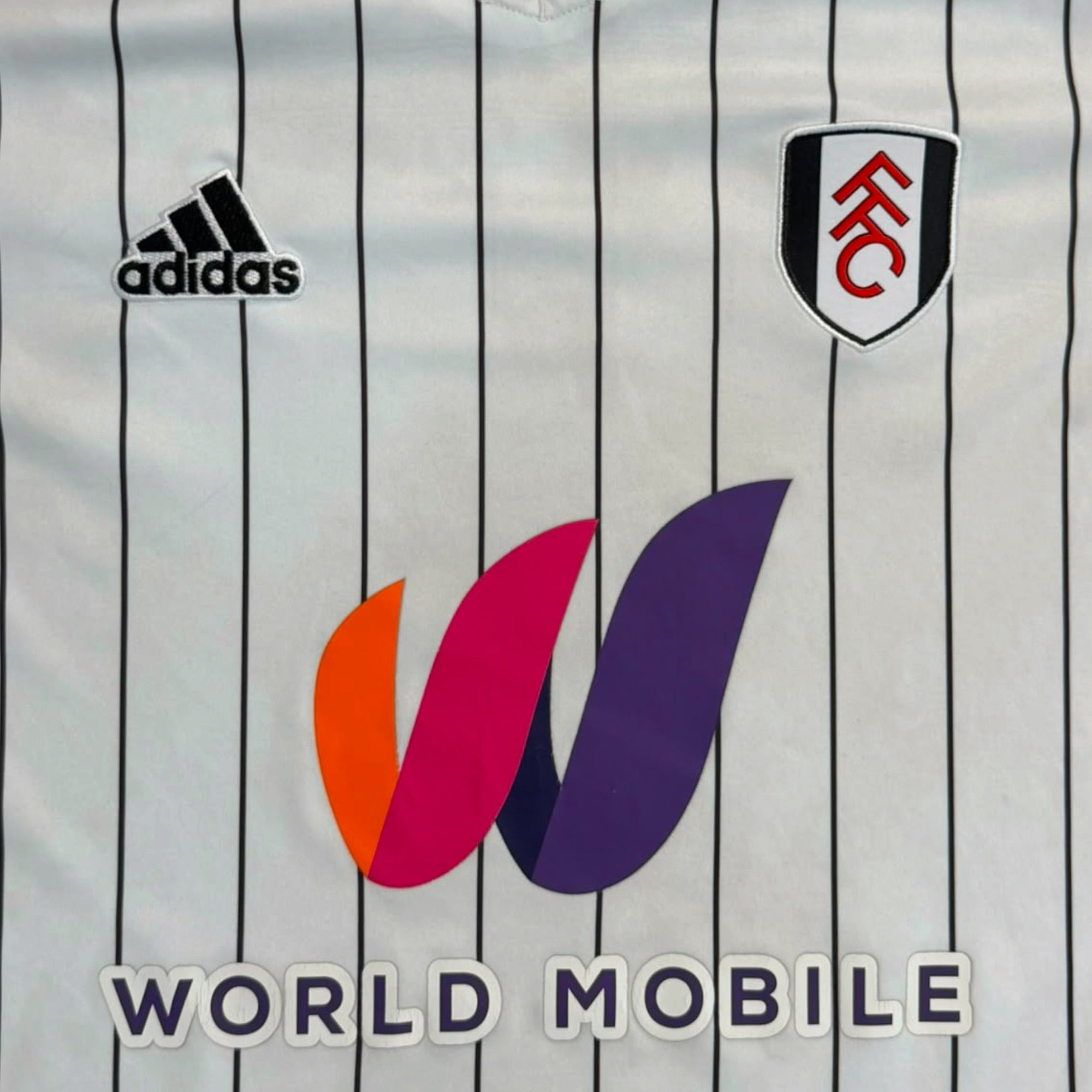 Fulham FC 2021/22 Home (Medium)