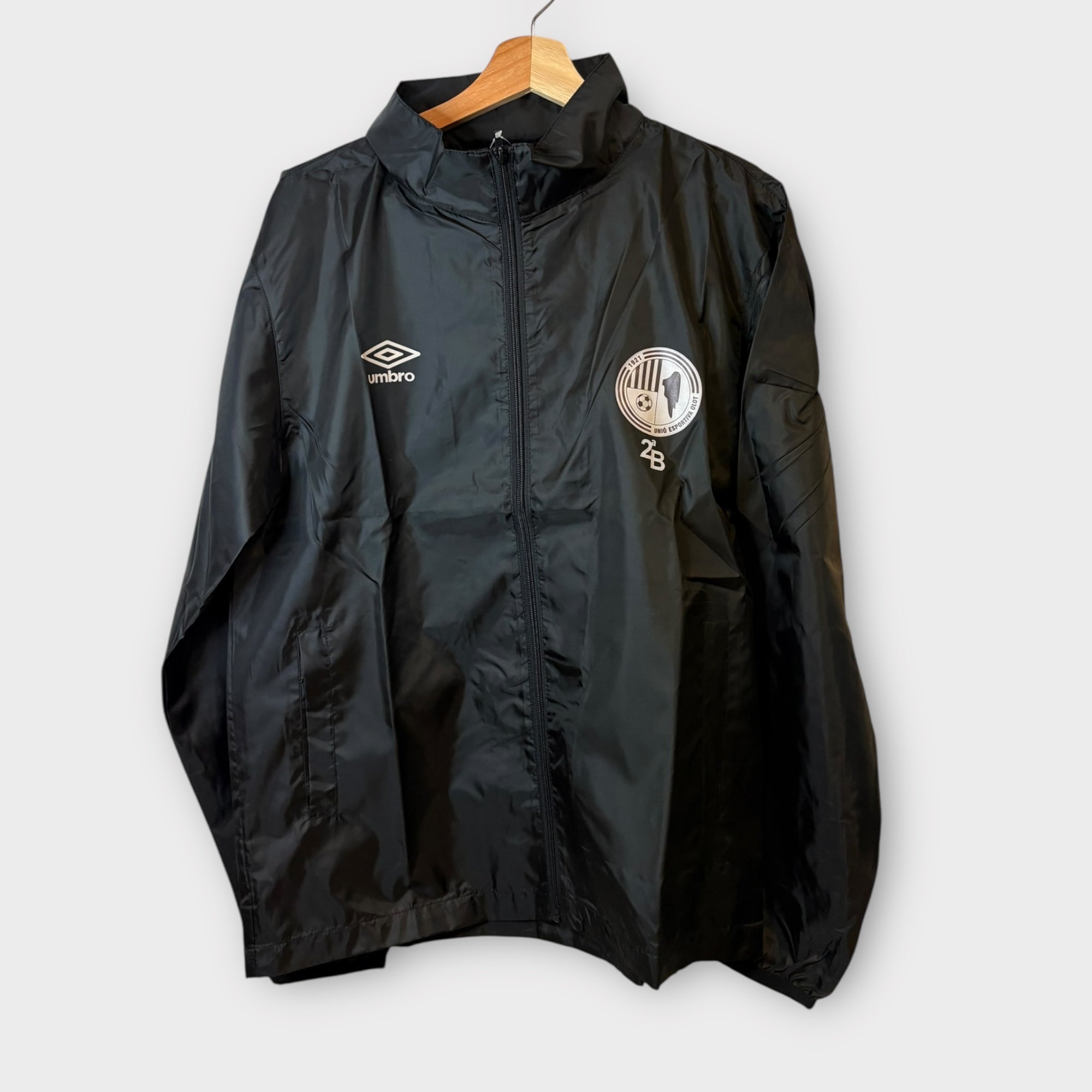 UE Olot Umbro Drill Top with Rain Hood *Brand New* - KITLAUNCH