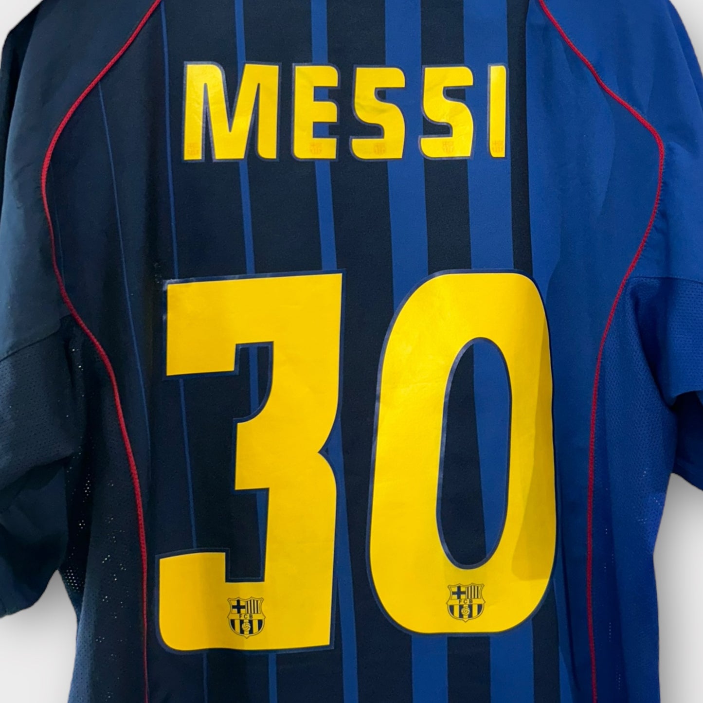 FC Barcelona 2004/05 Away Shirt - Messi 30 (XL)