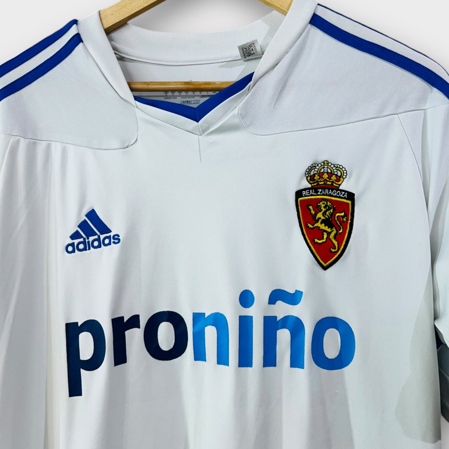 Real Zaragoza 2010/11 Home - Ander Herrera Signed Shirt!