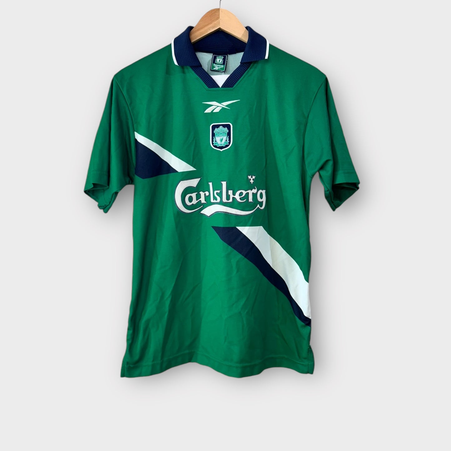 Liverpool 1999/01 Away - Heskey 8 (XS)