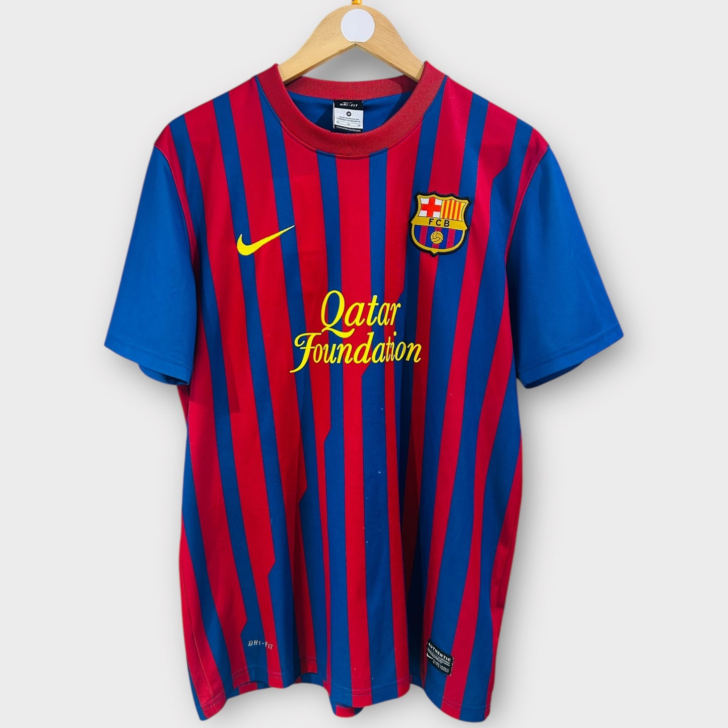 FC Barcelona 2011/12 Home - Iniesta 8 (Medium)