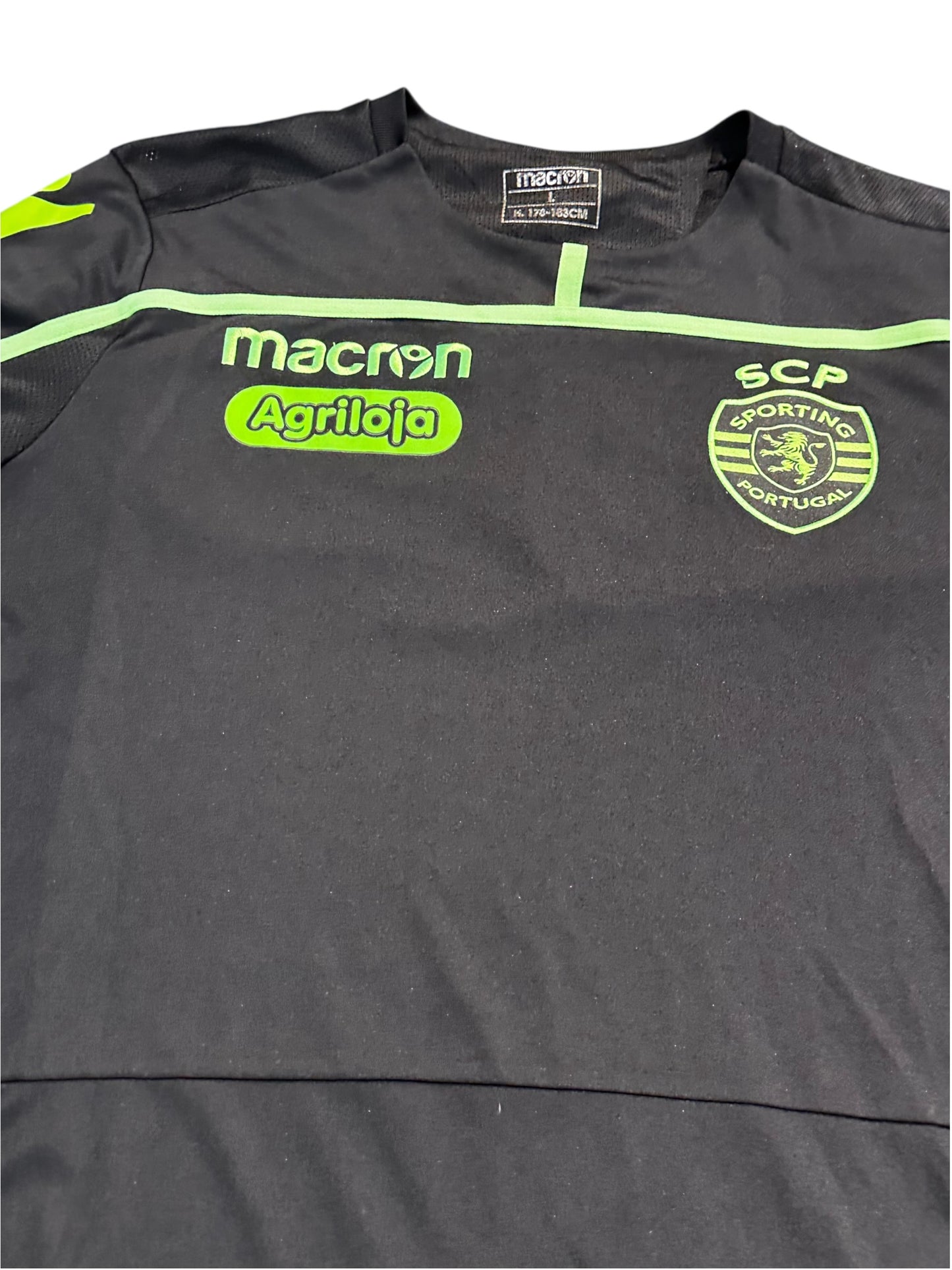 Sporting CP Macron Training Shirt (Large)