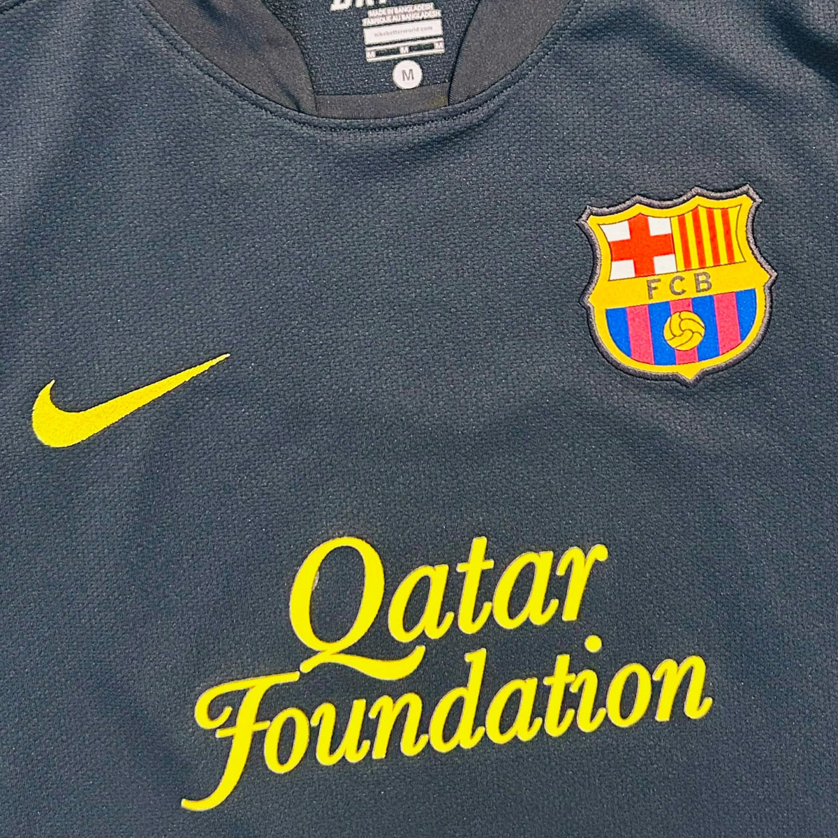 FC Barcelona 2011/12 Away - Thiago 11 (Medium) - KITLAUNCH