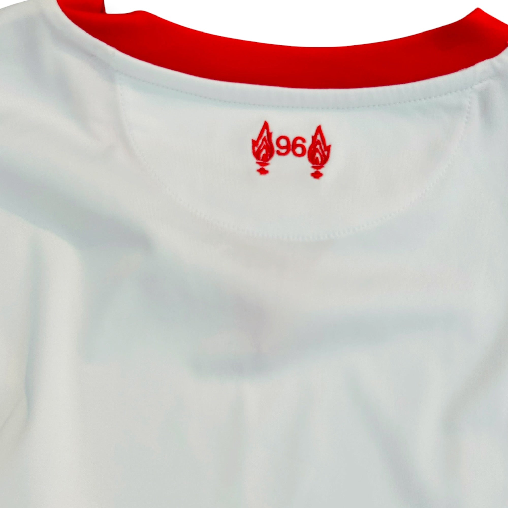 Liverpool 2015/16 Away Long Sleeve (XL) - KITLAUNCH