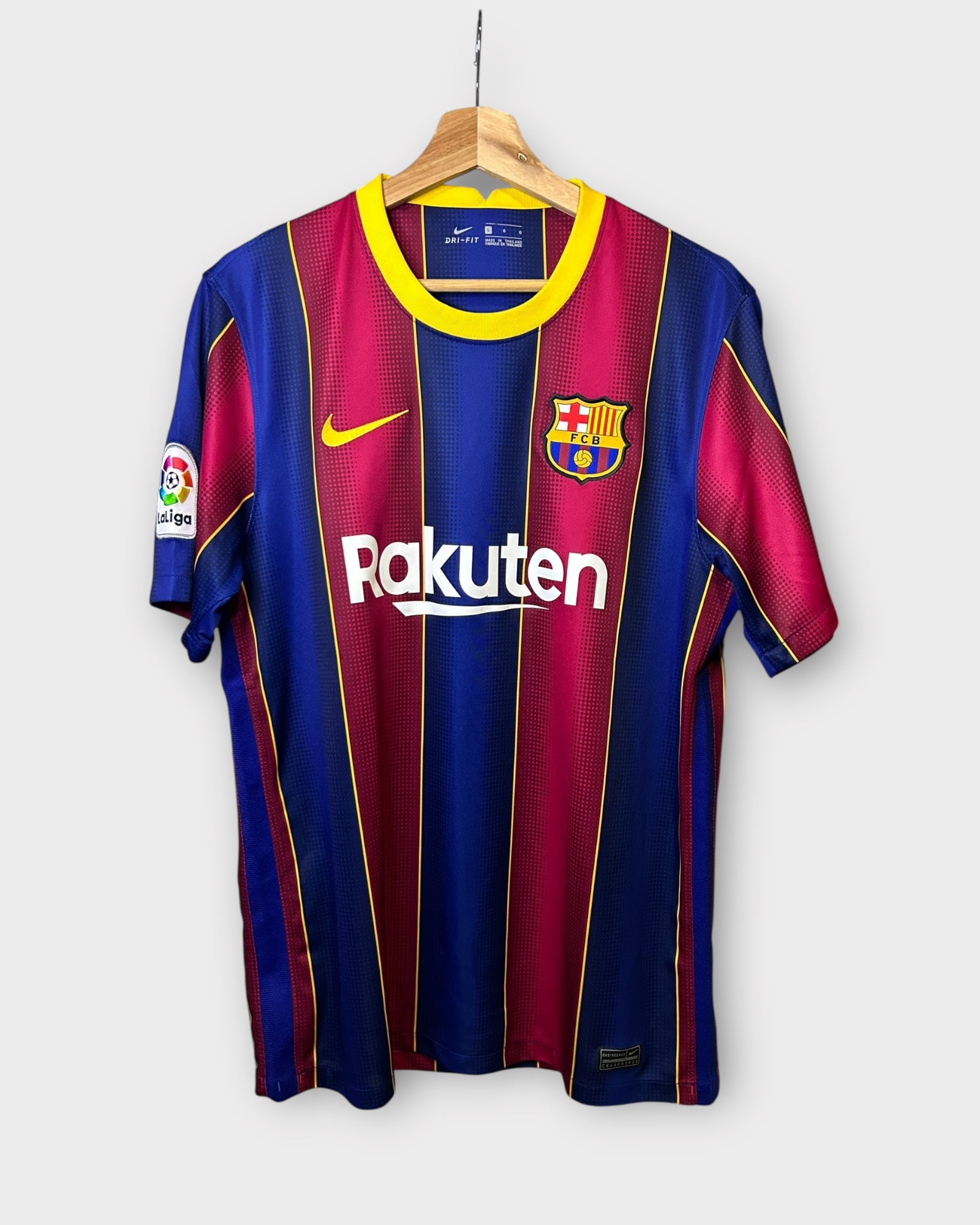 FC Barcelona 2020/21 Home - Messi 10 (Large) – KITLAUNCH