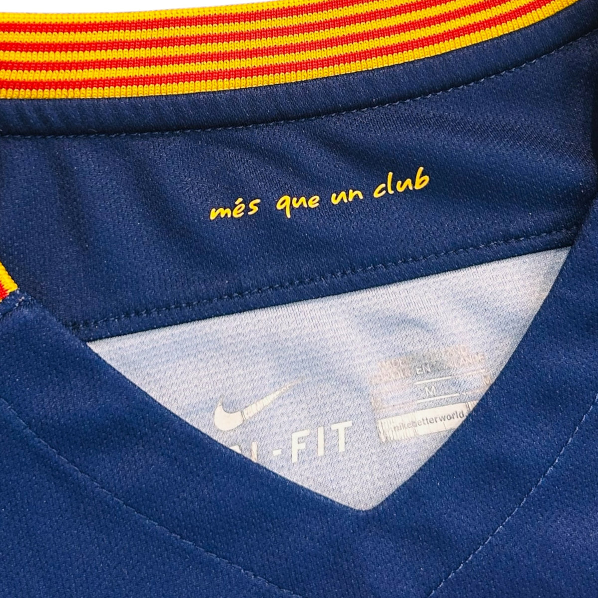 FC Barcelona 2015/16 Home - Suárez 9 (Medium)