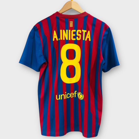 FC Barcelona 2011/12 Home - Iniesta 8 (Medium)