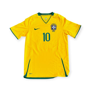 Brazil 2008 Home - Ronaldinho 10 (Small)