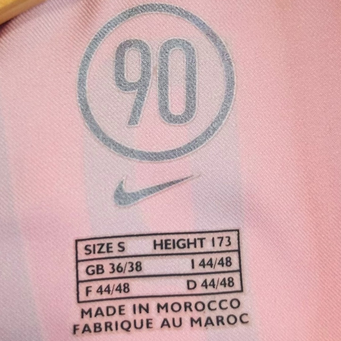 Juventus FC 2005/06 Away - Del Piero 10 (Small) + Shorts (Medium)