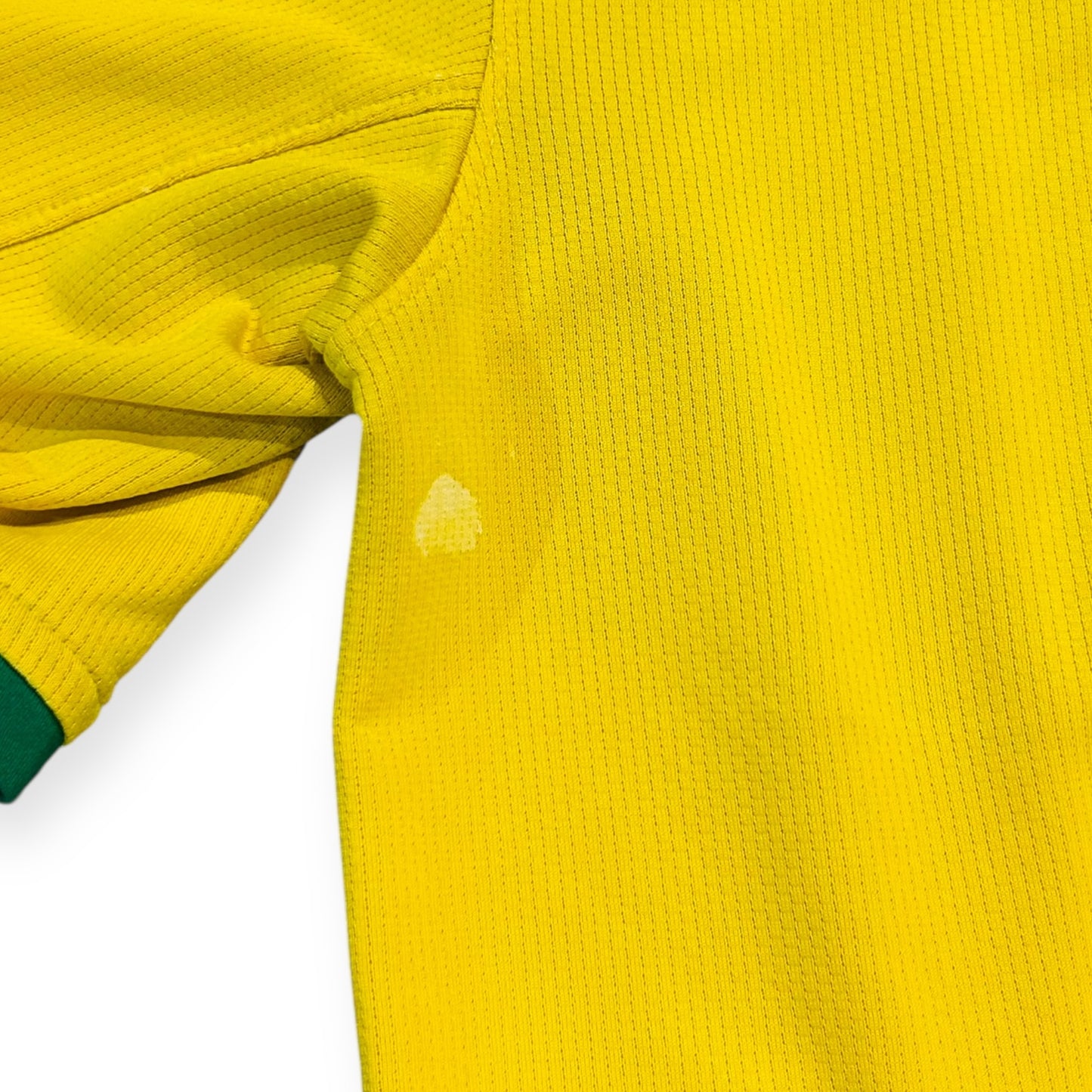 Brazil 2008 Home - Ronaldinho 10 (Medium) - KITLAUNCH