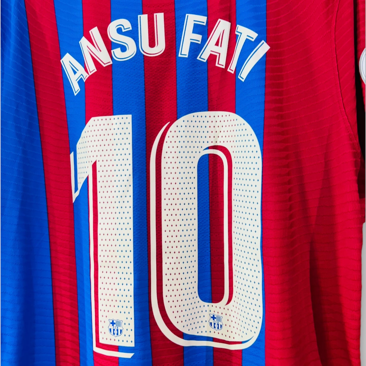 FC Barcelona 2021-22 Home - Ansu Fati 10 'Player Version' (XL)